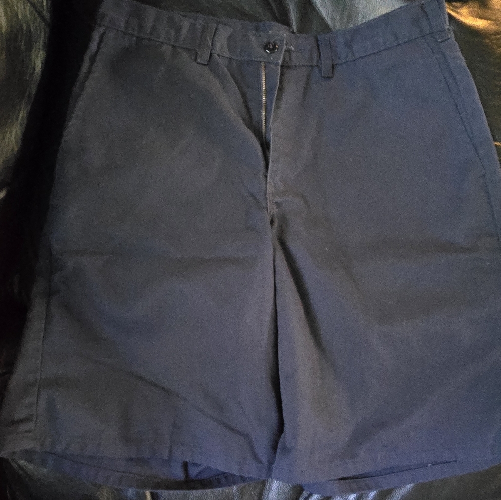 Dickies Women's Navy Blue Work Shorts Sz32 - Picture 3 of 10